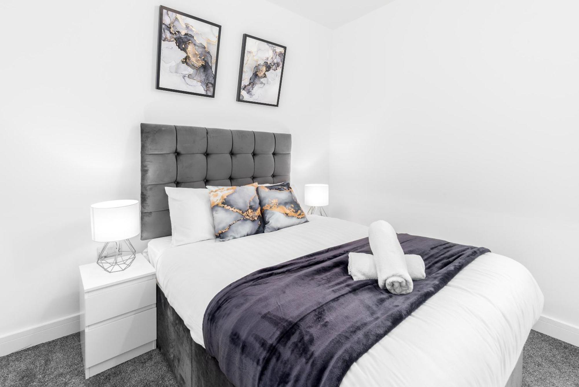 Stylish 2 Bedroom Apartment - Balcony - Secure Parking - Top Rated - 5Mc Бирмингем Экстерьер фото